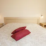 Apart Otel малина