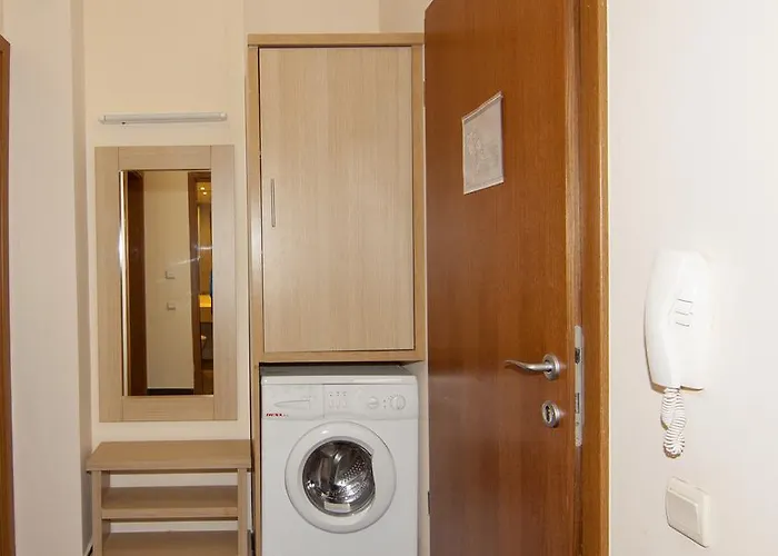 малина Aparthotel 4*